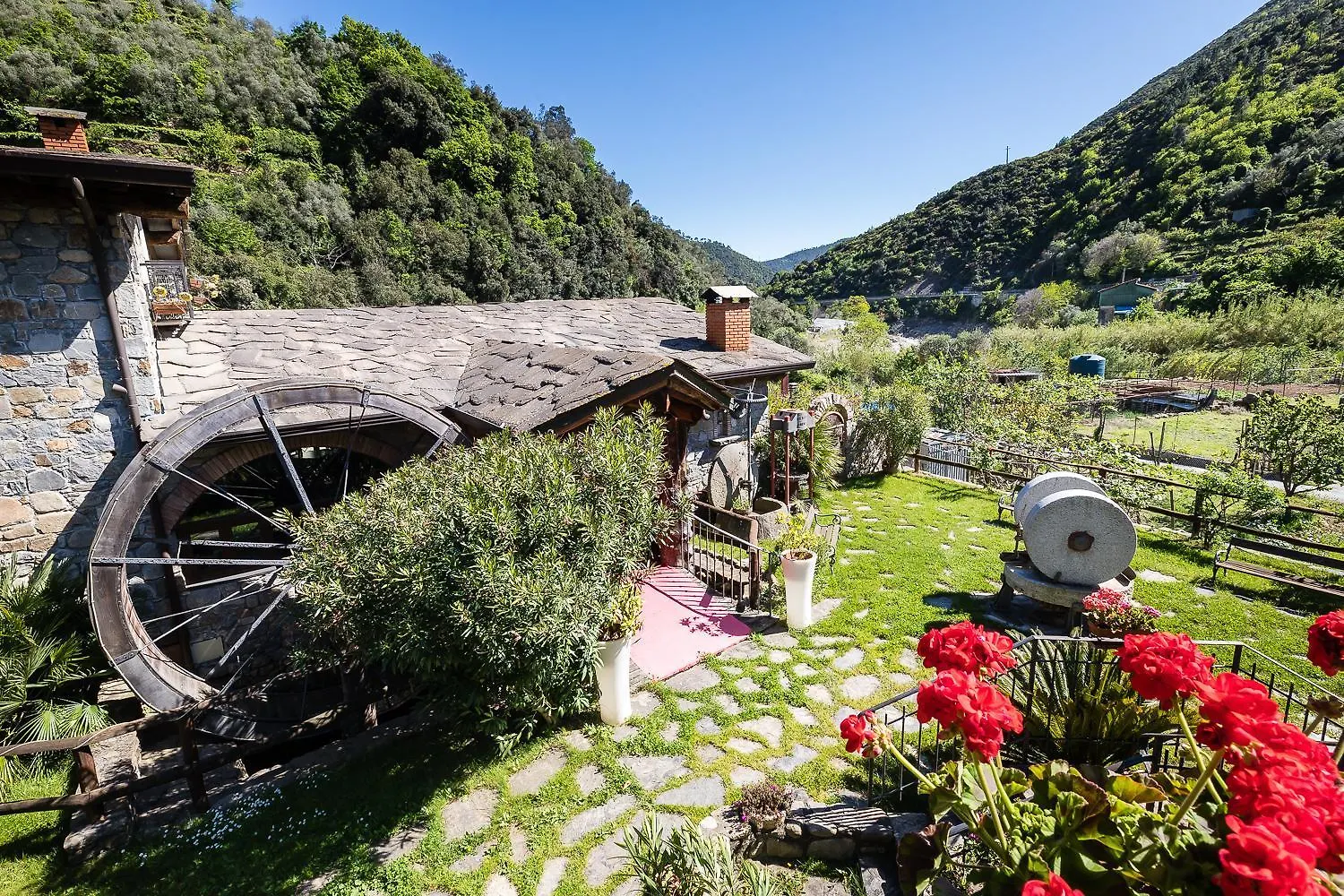 Bubble Antares Hotel Badalucco