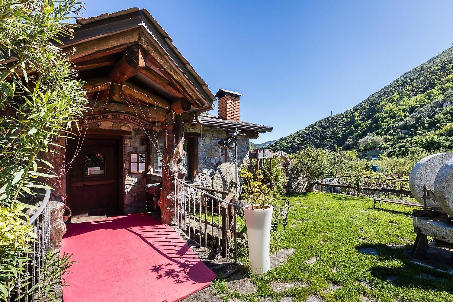 Bubble Antares Hotel Badalucco 0*,  Italy